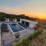 Jani Villa Donja Jagodnja