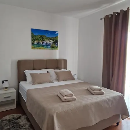 ヴィラ Jani Donja Jagodnja