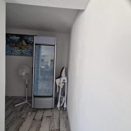 Jani Villa
